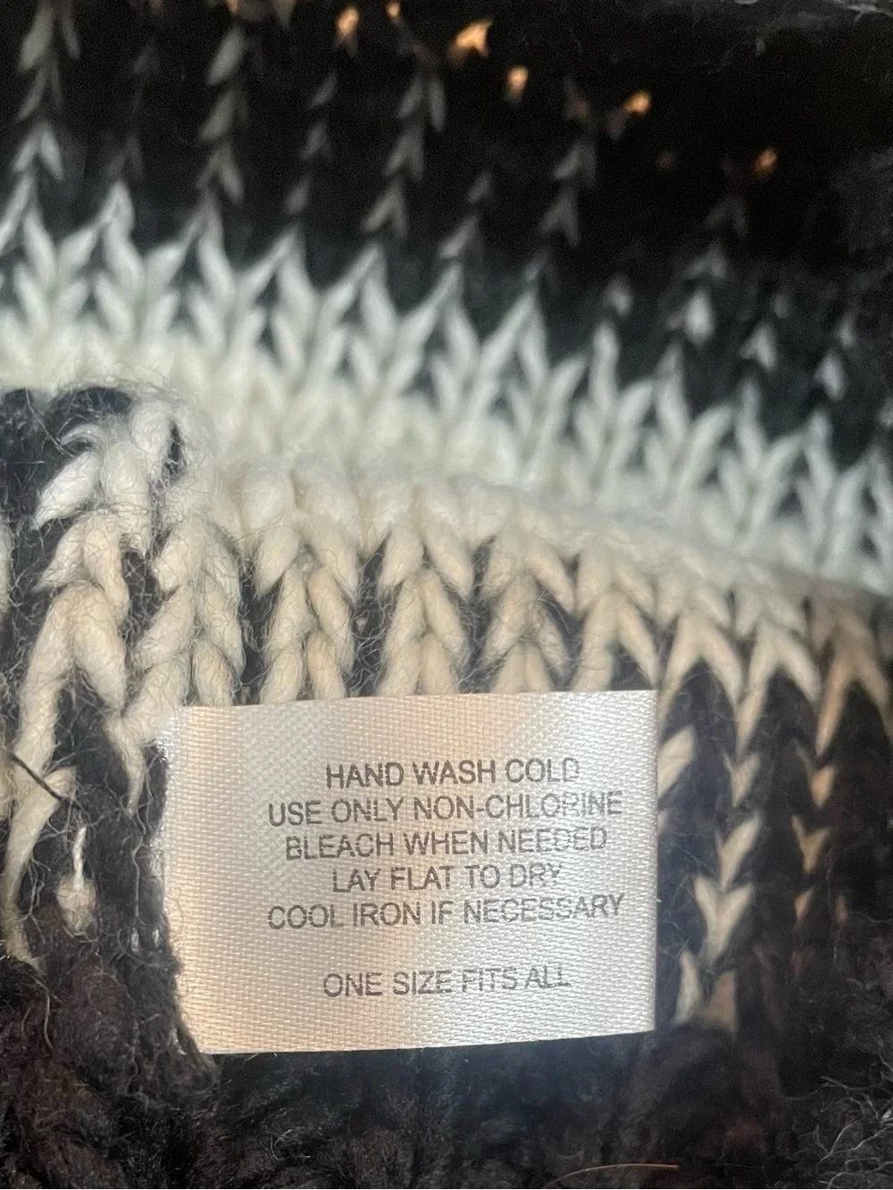 Black & White 'EAGLES' Knit Pom Beanie